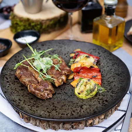 Hotel Utopia Forest Burgas Stad