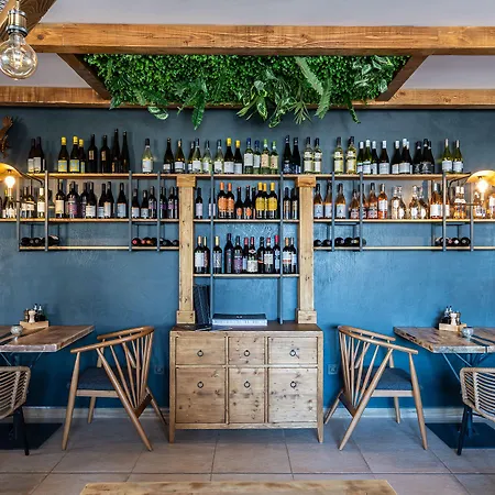 Utopia Forest 酒店 布尔加斯