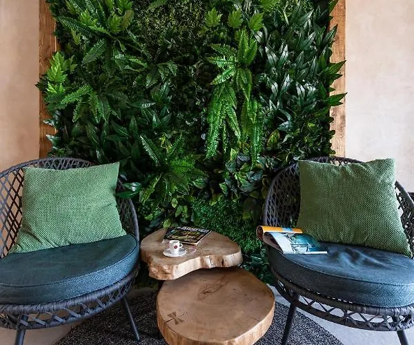 Utopia Forest מלון 3*