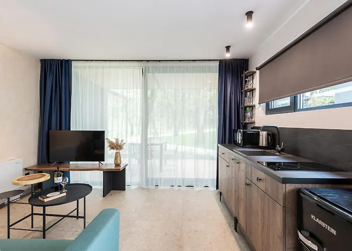 מלון Utopia Forest בורגאס