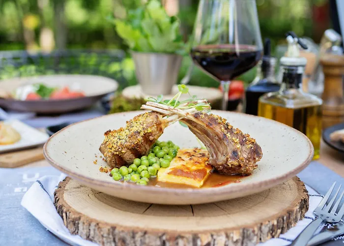 Utopia Forest מלון